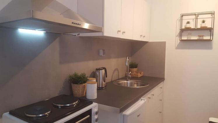 Apartment In The Heart Of The City 5 لاريسا المظهر الخارجي الصورة